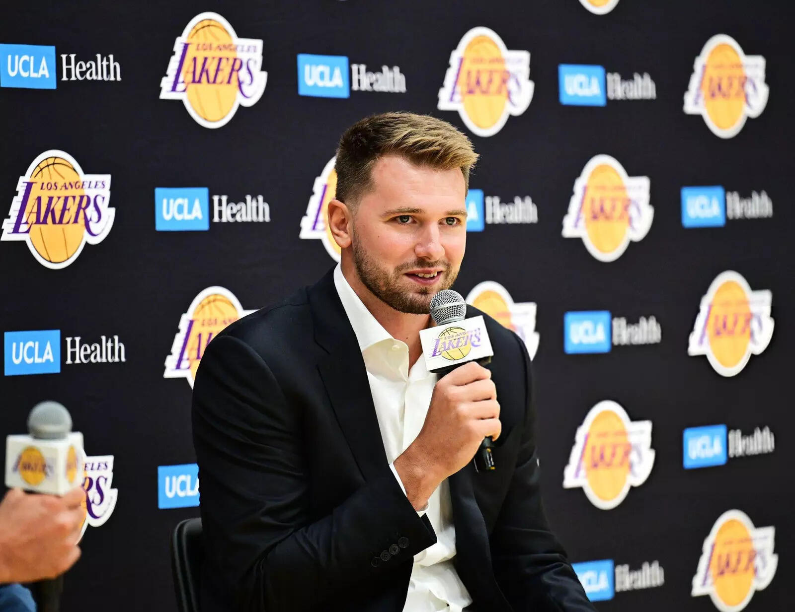 Luka Doncic of the Los Angeles Lakers