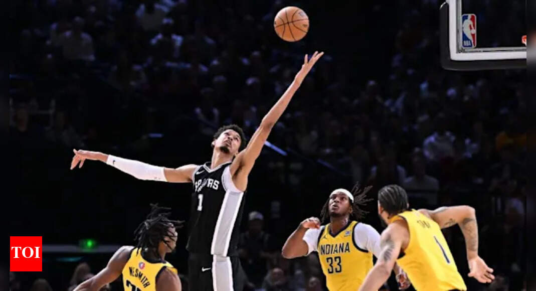 Victor Wembanyama shares a glimpse of his fan moment with Harry Potter actor Daniel Radcliffe during NBA offseason | NBA News