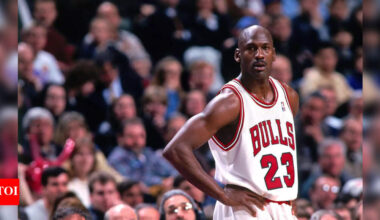 How 40 year old Michael Jordan made the NBA players look stupid | NBA News