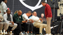 Lack of talent, revenue sharing, transfer portal create unique college basketball recruiting cycle for 2026