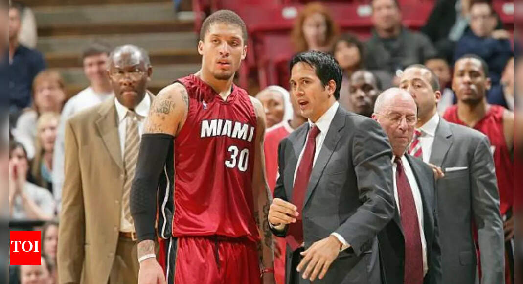 "I used to blame Spo" - Michael Beasley takes a dig at coach Erik Spoelstra for bashing him with harsh criticisms during his time with Miami Heat | NBA News