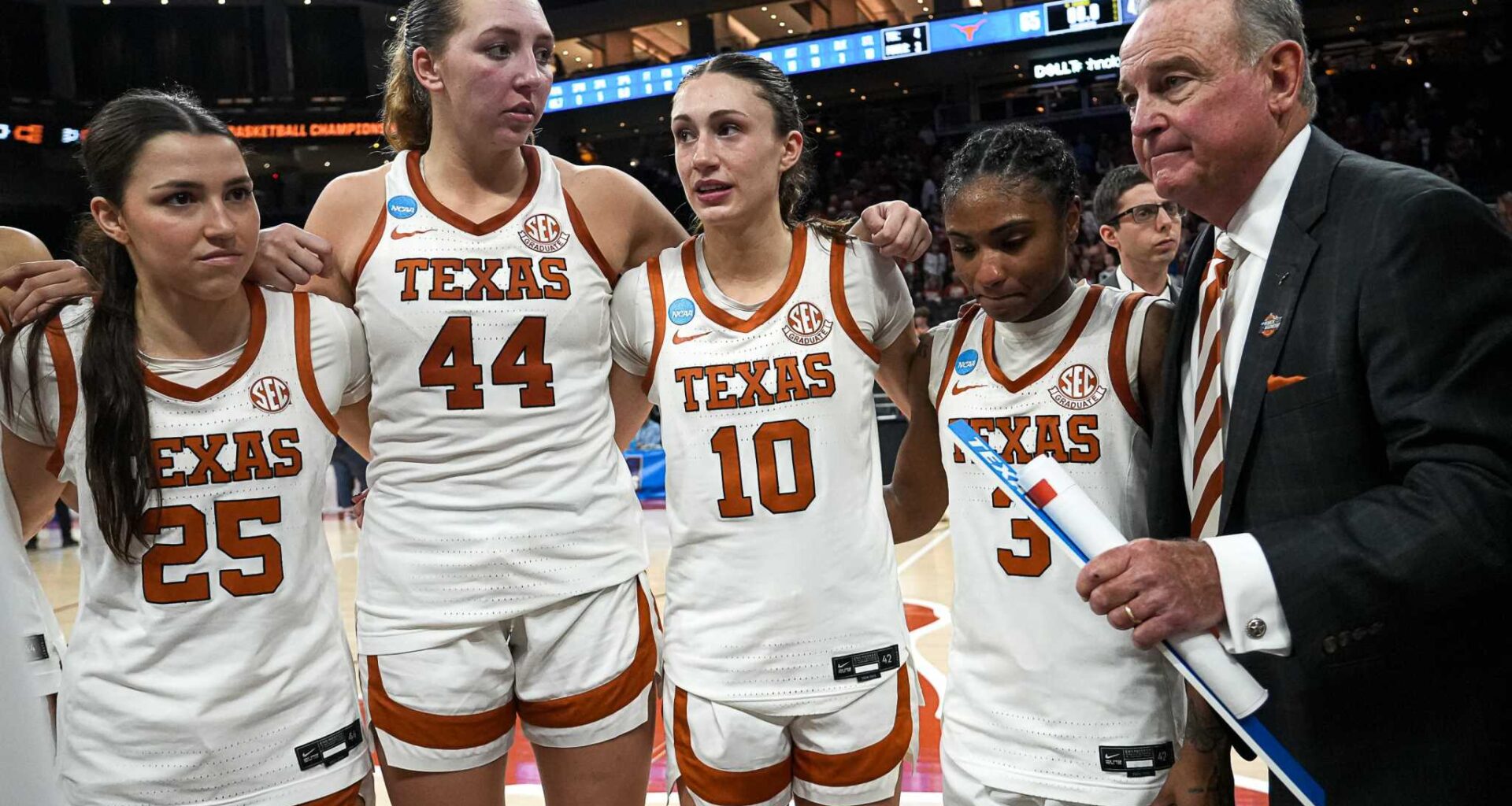 Amalia Holguin becomes Texas basketball's first 2026 recruit