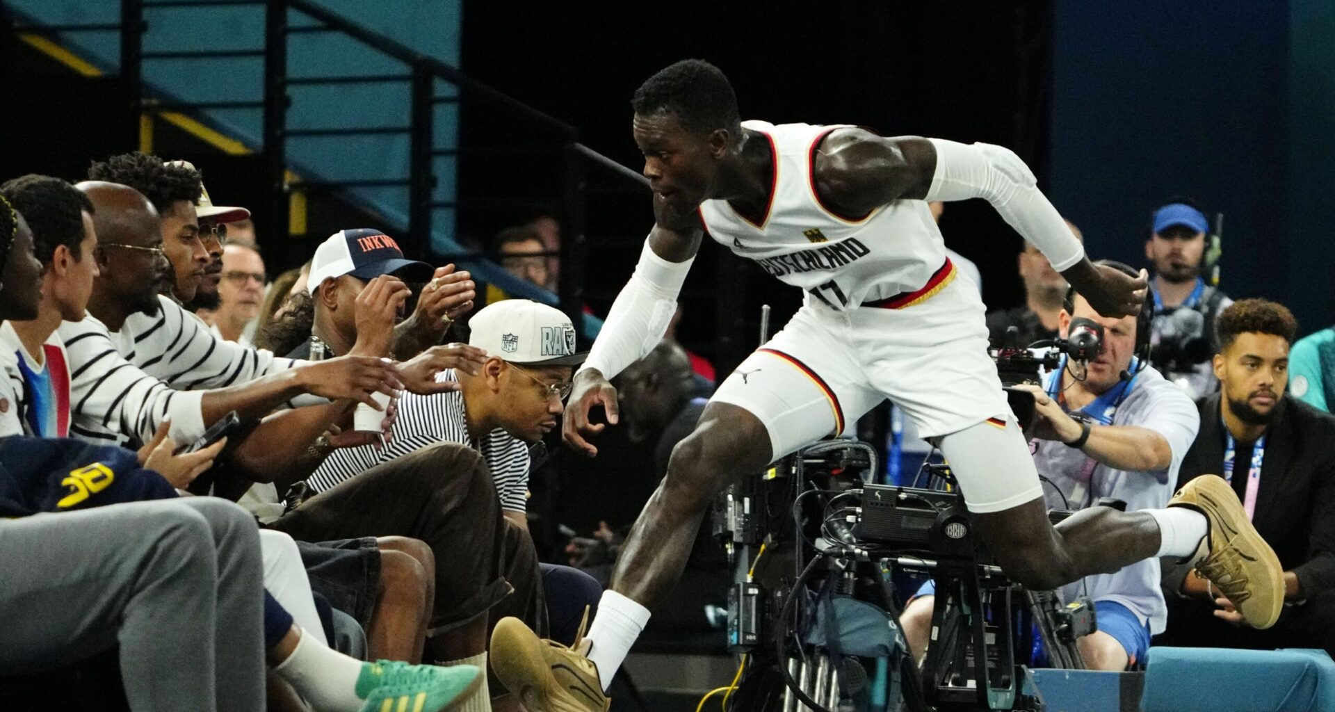 Sacramento Kings Guard Dennis Schroder Faces Racial Abuse During Germany’s Win Over Lithuania at 2025 FIBA EuroBasket