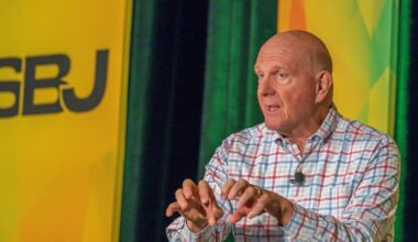 Steve Ballmer exudes confidence that Los Angeles Clippers adhered to salary cap in Kawhi Leonard scandal