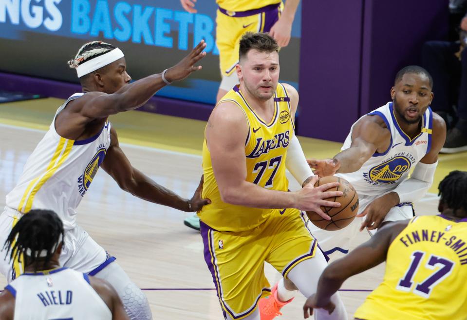 NBA: APR 03 Warriors at Lakers