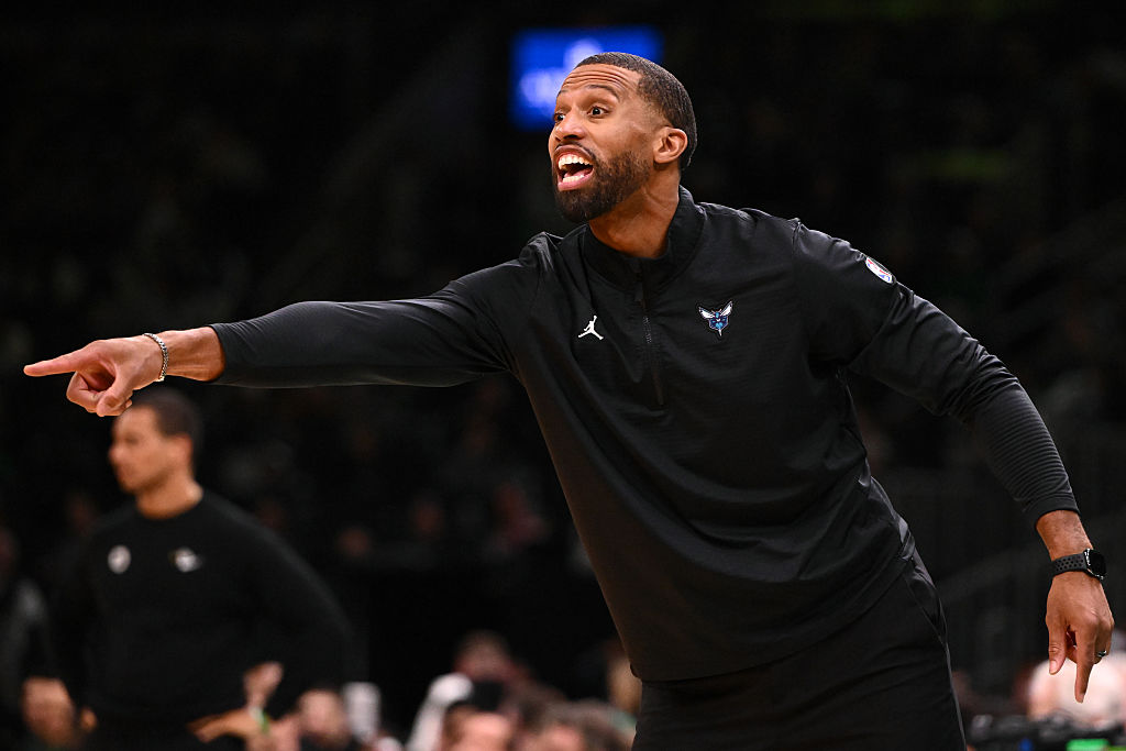 Hornets Head Coach, Charles Lee, Sits Down With Wes & Walker