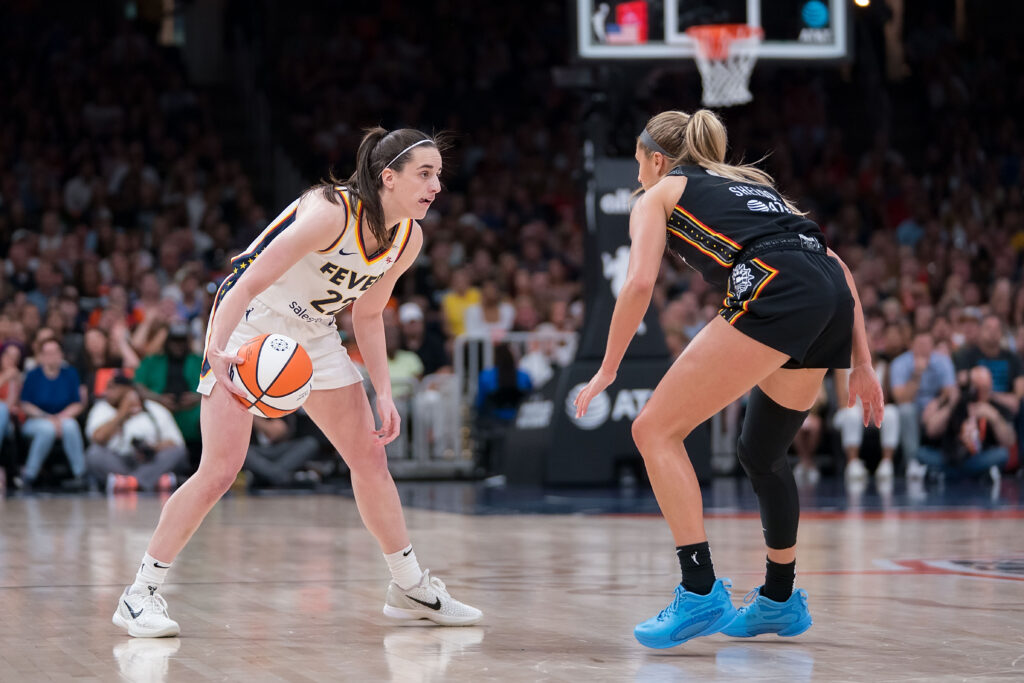 Indiana Fever guard Caitlin Clark vs Connecticut Sun