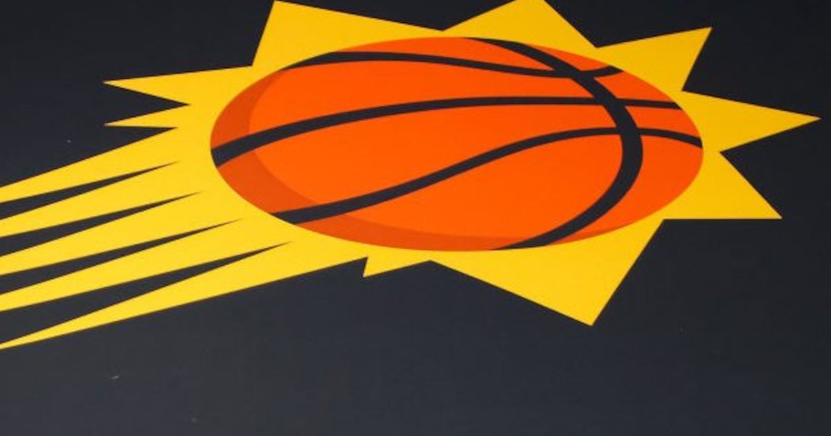 Suns employees told to sign agreement not to sue team