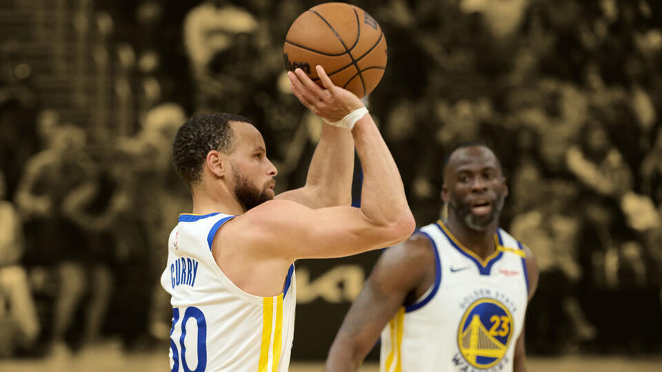 "Steph's an anomaly" - Draymond once nailed the perfect description of Curry