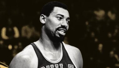 "They'd foul us on almost every inbounds pass to stop the clock" - Knicks legend said that Wilt Chamberlain's teammates pushed him towards a 100-point game