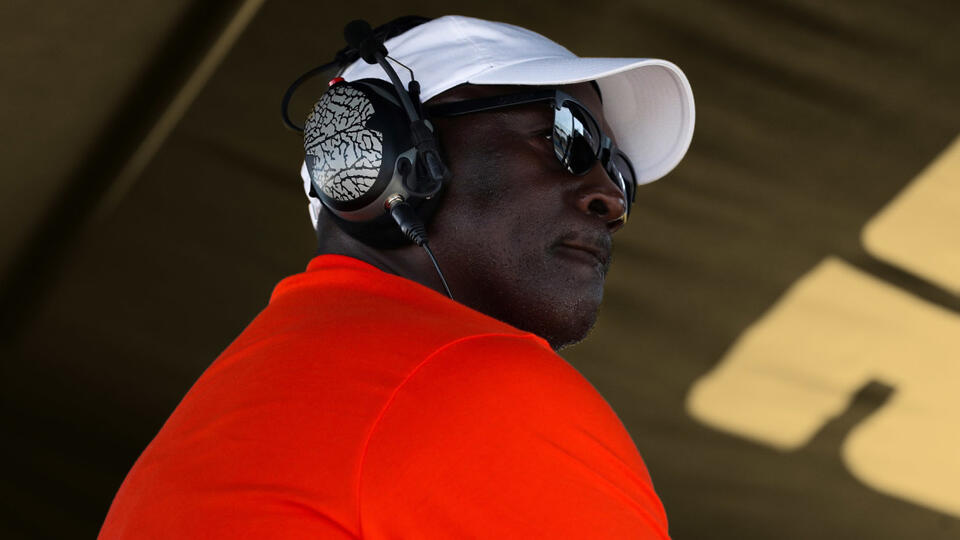 "Well, that's you because you never won anything" - When Michael Jordan clapped back at critics who trashed his character after "The Last Dance"