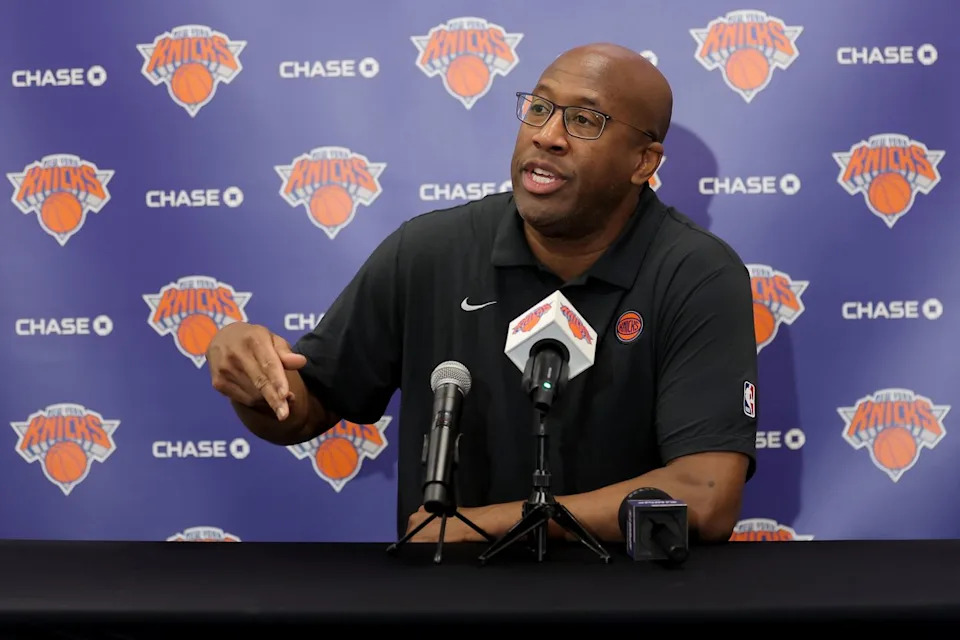 Mike Brown, NBA: New York Knicks-Media Day