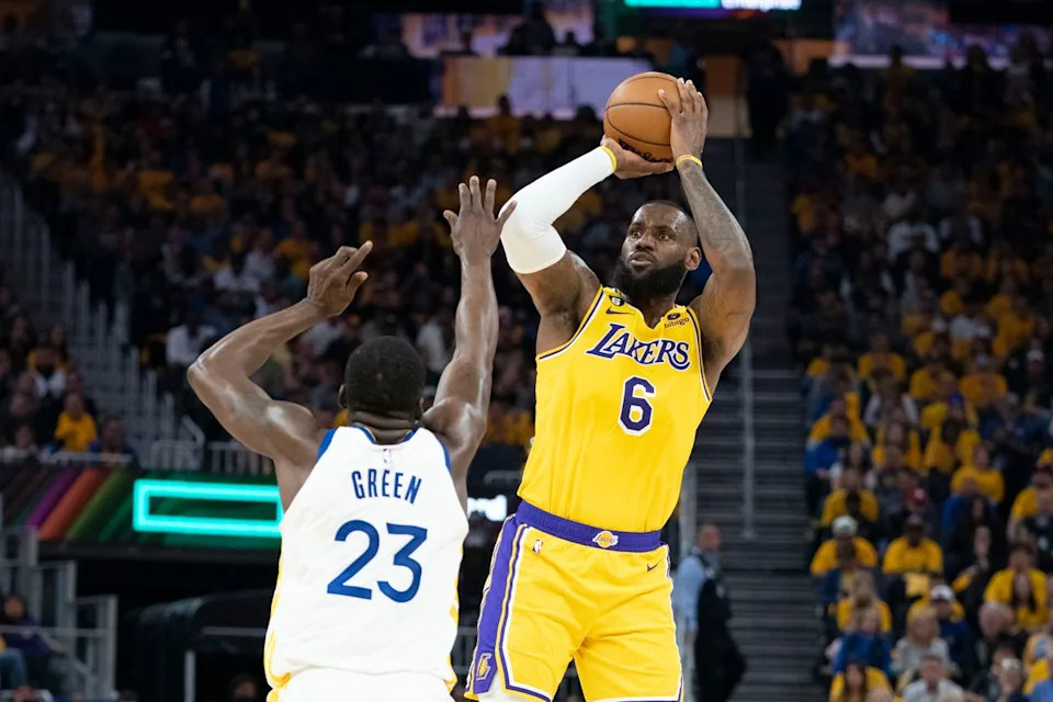 LeBron James, Draymond Green, Warriors