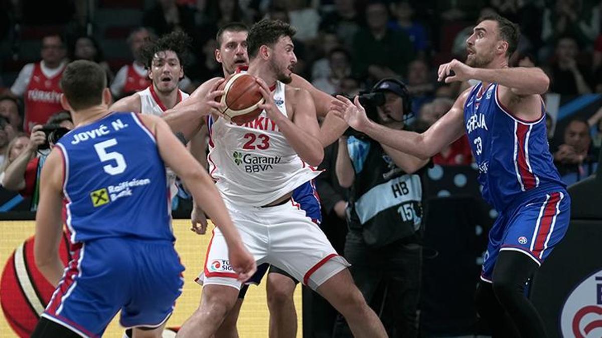 Larkin declares Alperen Şengün no longer 'Baby Jokic' and explains why