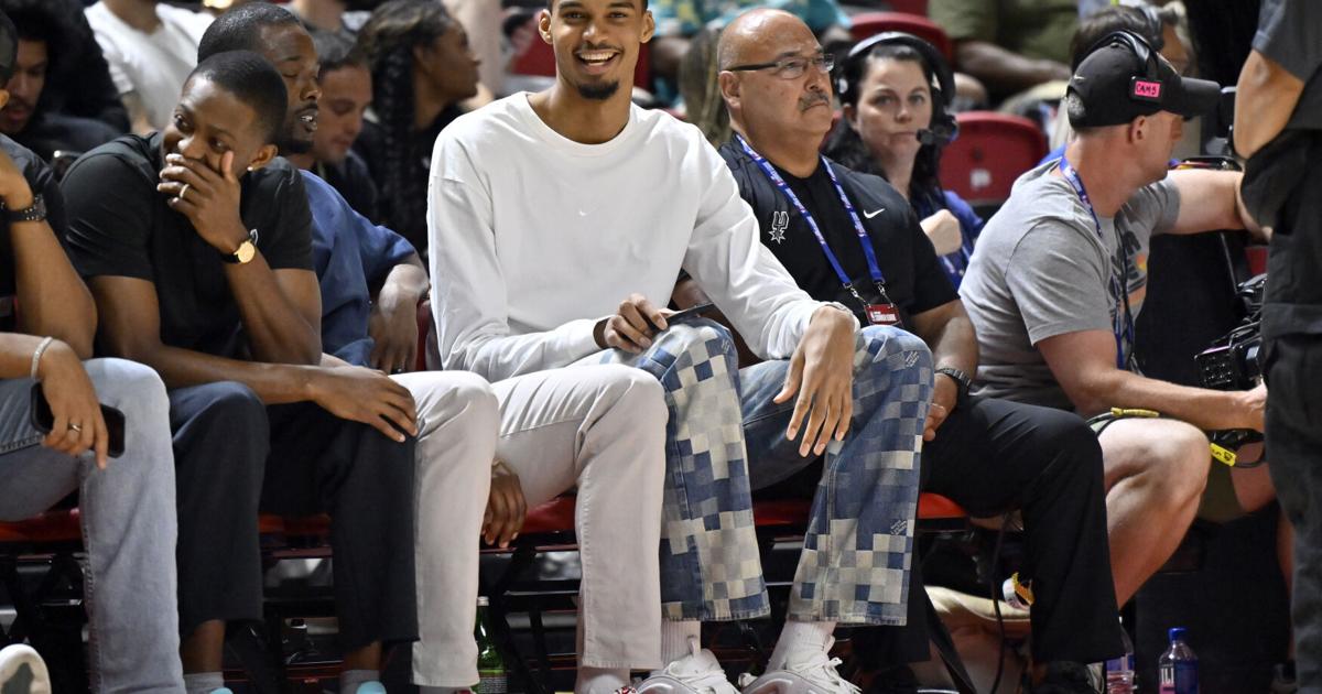 Victor Wembanyama and the Spurs launch a new 'supporter's section' with tryouts this Sunday | National Sports