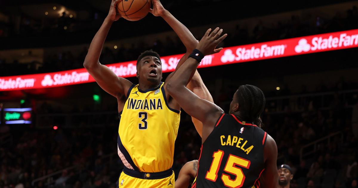Cavaliers sign center Thomas Bryant | Associated Press