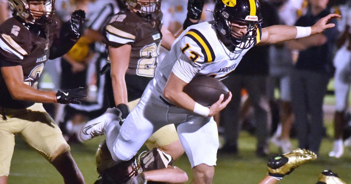 Dynamic duo leads Golden Warriors to lopsided win | Massachusetts