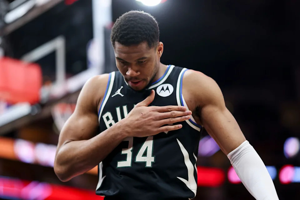 Milwaukee Bucks forward Giannis Antetokounmpo© Troy Taormina-Imagn Images