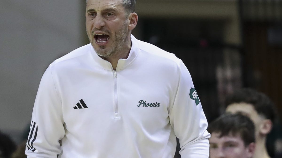 UWGB basketball coach Doug Gottlieb expects big improvements in Year 2