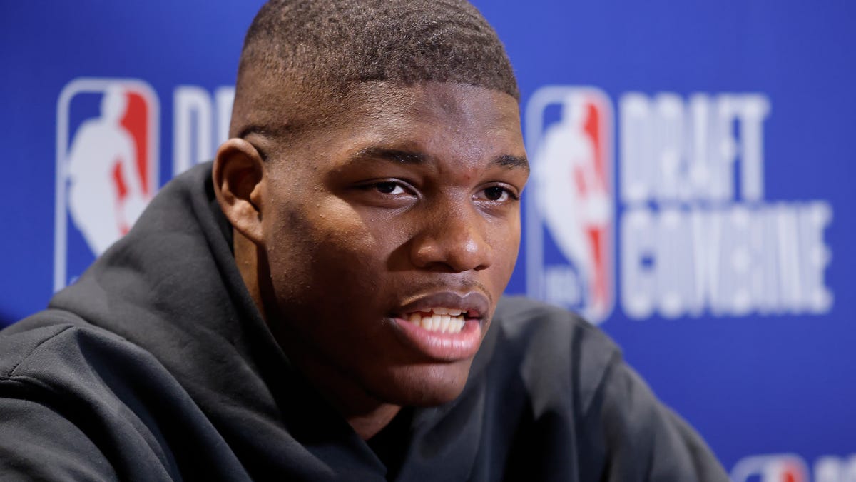 Grizzlies rookie cleared to practice after shoulder surgery