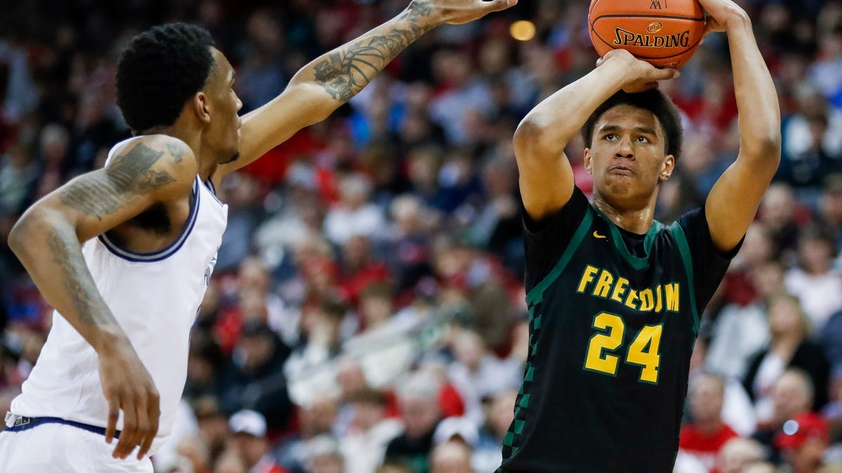 Iowa basketball hosting four-star, Wisconsin PF on unofficial visit