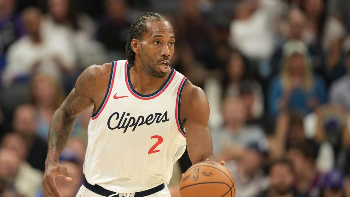 A new Kawhi Leonard report suggests a damning pattern by Uncle Dennis