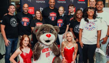 On Patriot Day, Rockets honor military veterans and first responders