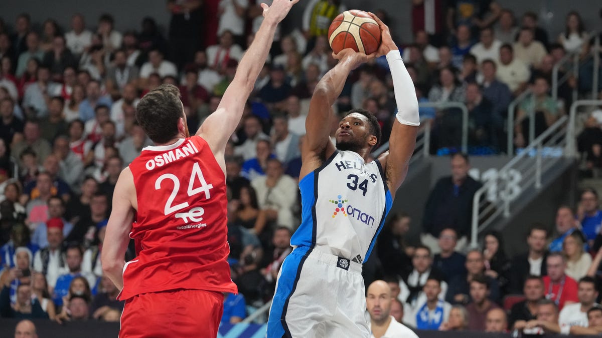 Greece loses to Turkey in EuroBasket semifinal as Giannis held in check