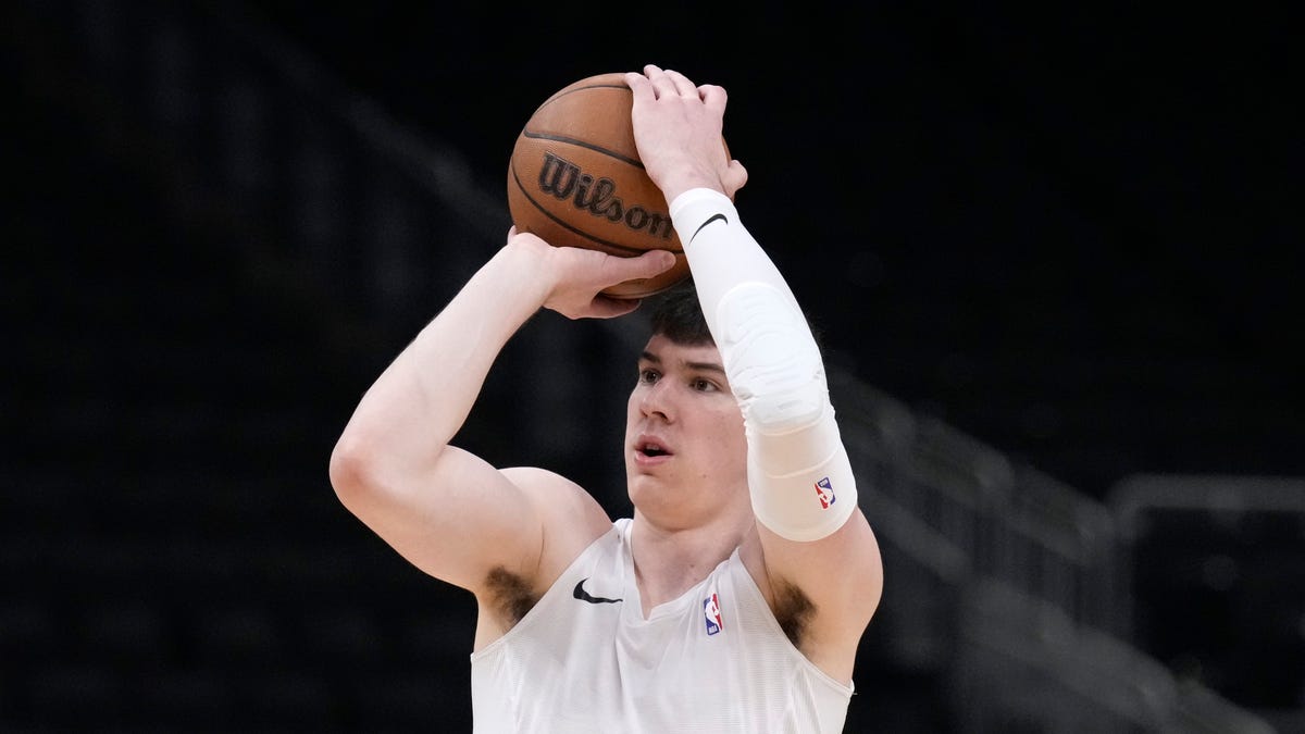 Jake LaRavia can become an integral role player