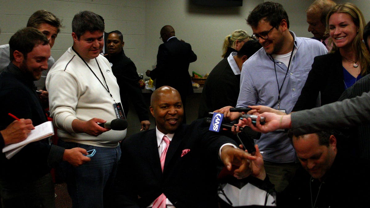 Former Nets F Derrick Coleman revisits dunking on Shaquille O'Neal