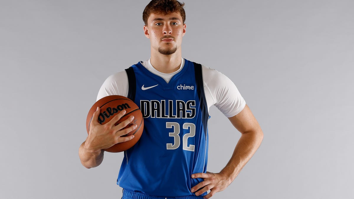 Dirk Nowitzki gives high praise to Mavericks' No. 1 pick