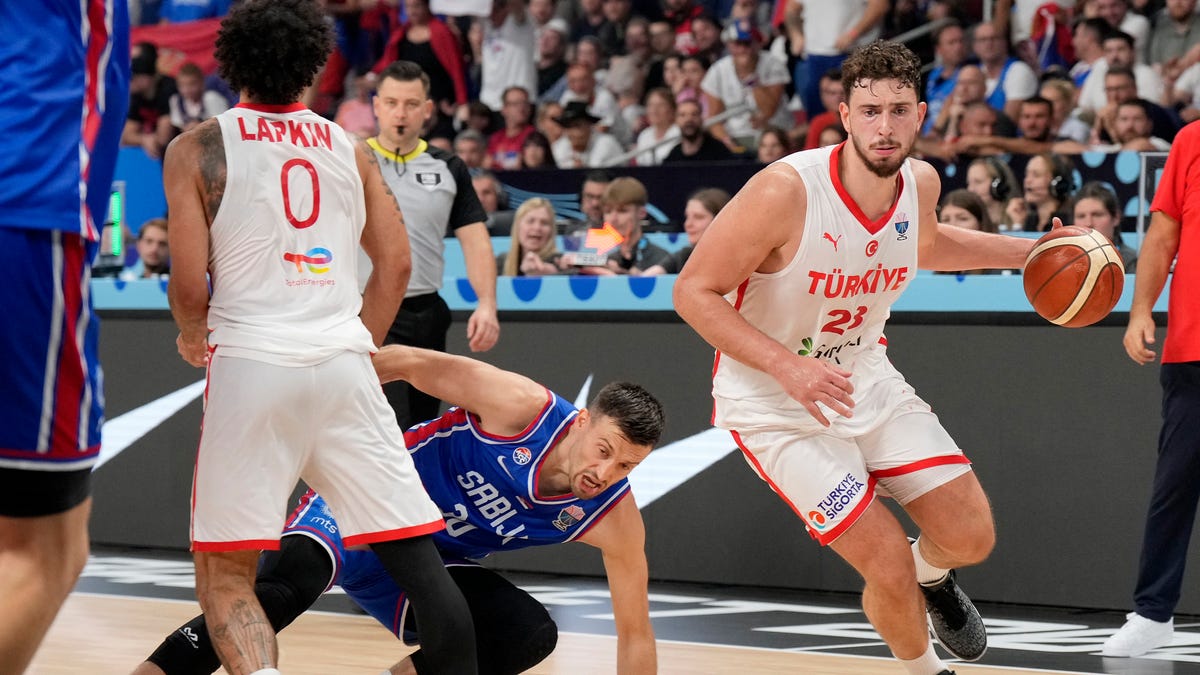 Turkey’s Shane Larkin raves about Alperen Sengun
