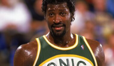 Thunder jersey history No. 44