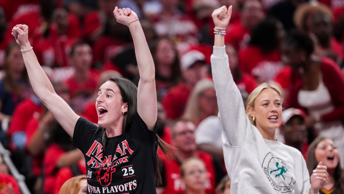 Can Caitlin Clark play in WNBA Playoffs? Injury to Fever star keeps her out
