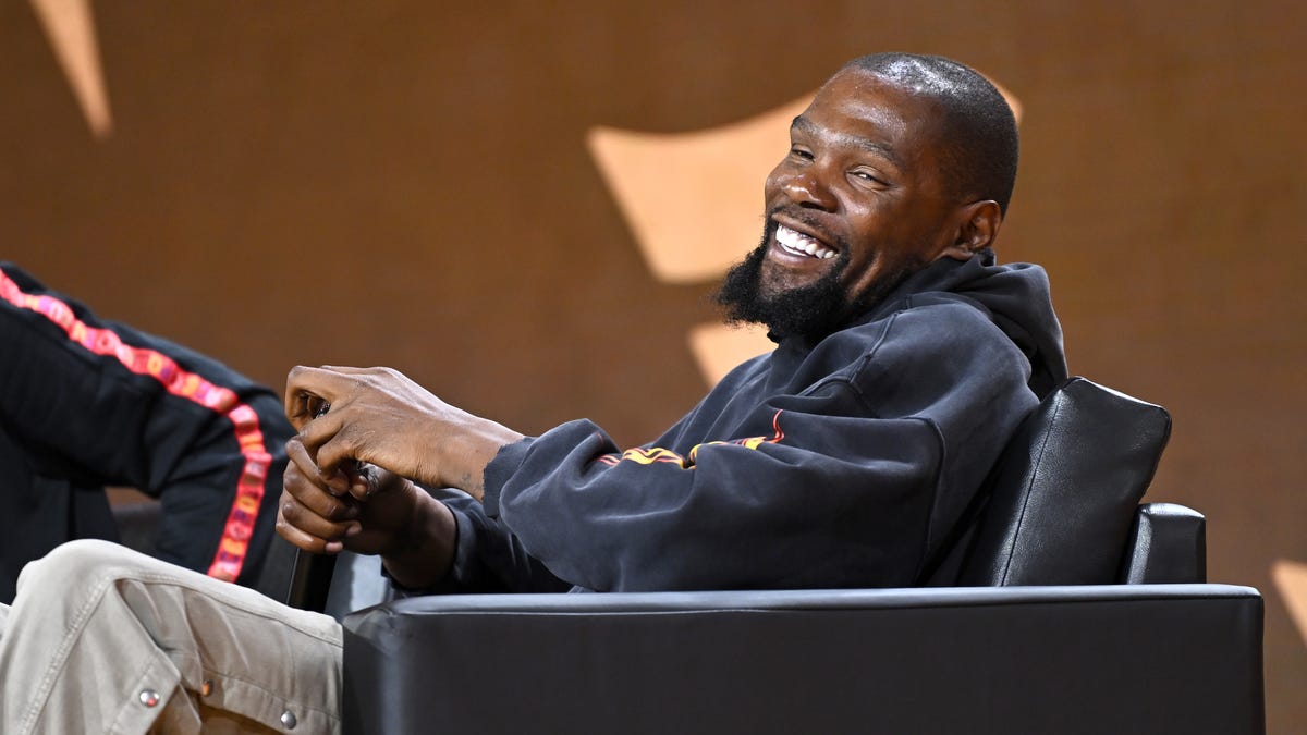 Kevin Durant hopes to extend NBA career to age 40 and perhaps beyond