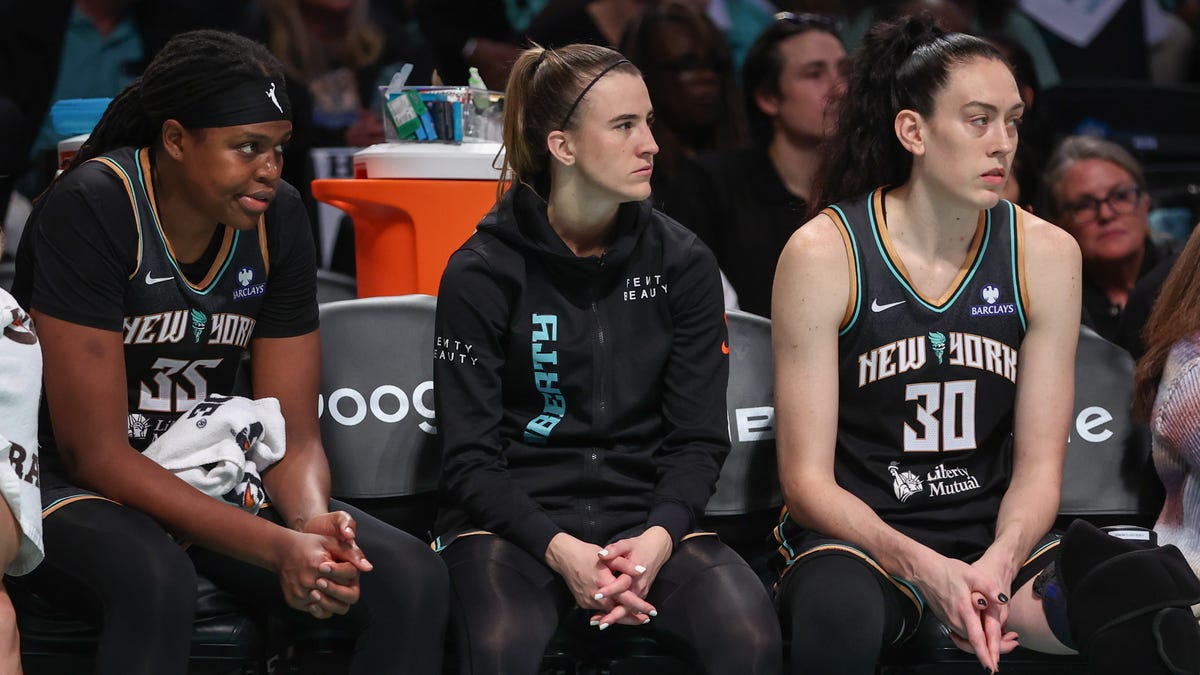 OKC Thunder fans troll Sabrina Ionescu for SGA comment