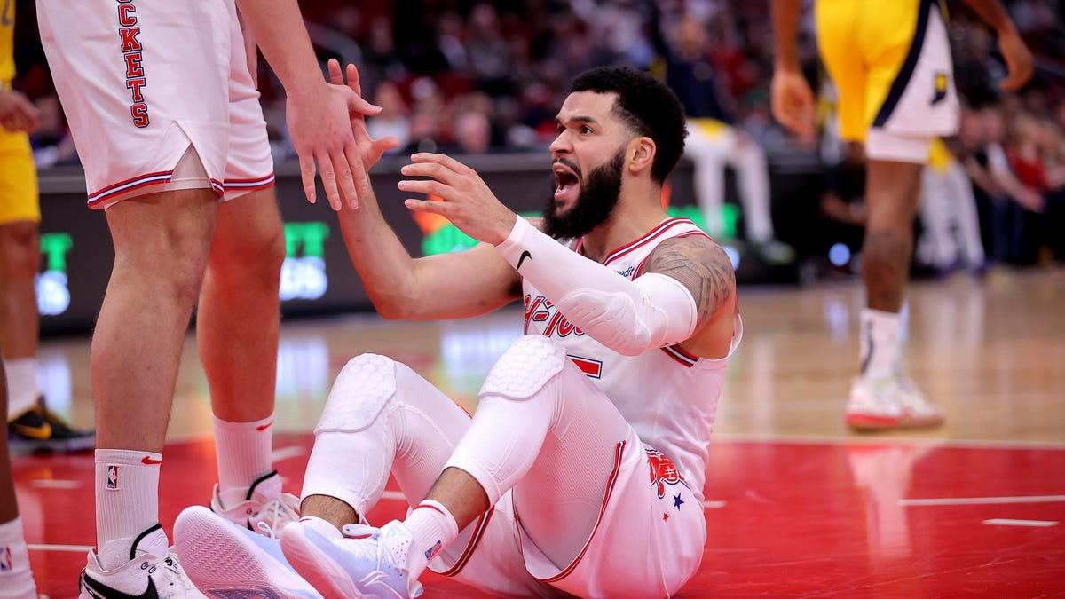 Fred VanVleet undergoes ACL surgery, not ruled out for season