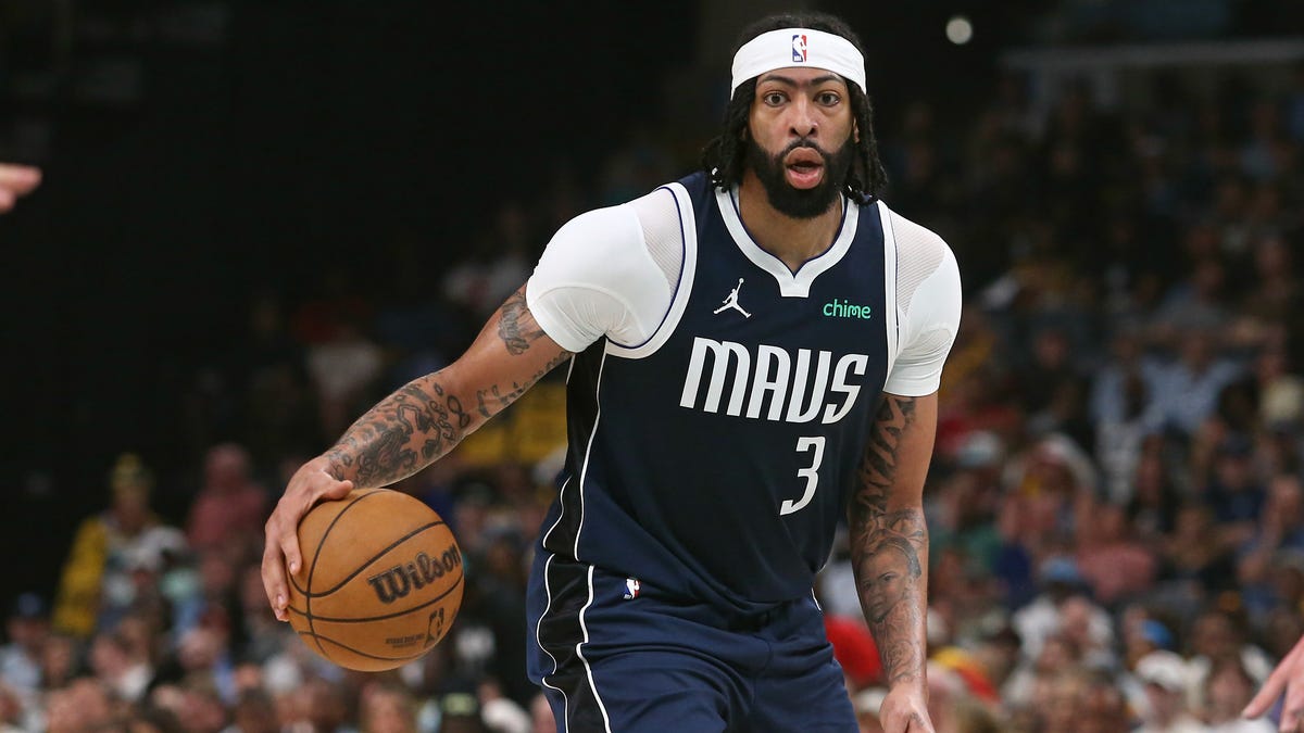 Why Anthony Davis will wear goggles for the rest of his NBA career