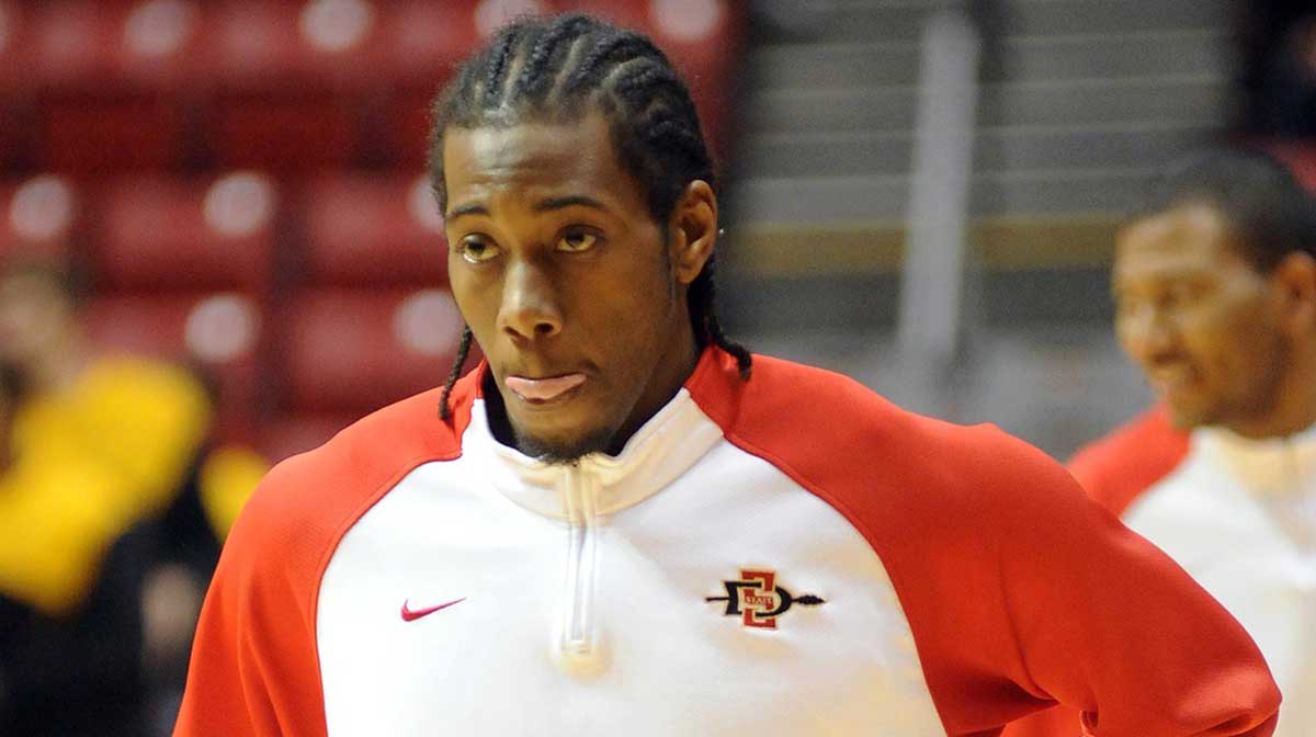 San Diego State Aztecs forward Kawhi Leonard (15) prior to the game against Wichita State Shockers at Viejas Arena in San Diego, CA.