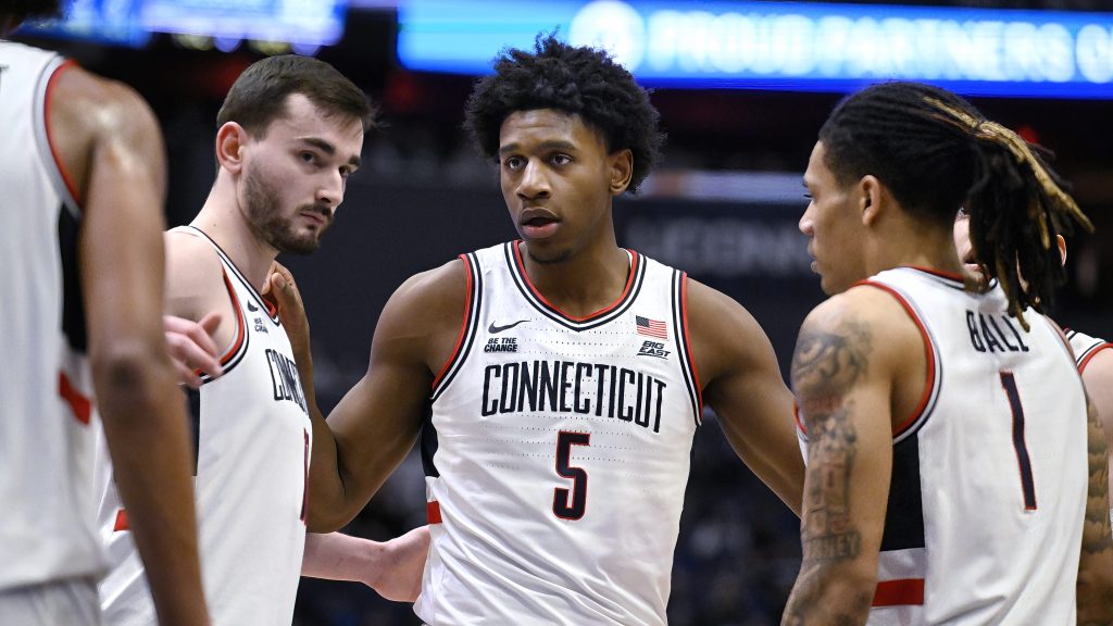 Hurley establishes a 'big three' for this season's UConn team