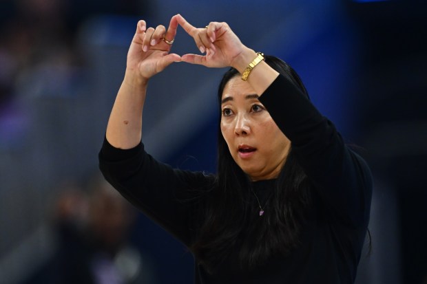 Golden State Valkyrie head coach Natalie Nakase gestures to her players while playing against the Washington Mystics in the first quarter of their WNBA game at Chase Center in San Francisco, Calif., on Saturday, Aug. 30, 2025. (Jose Carlos Fajardo/Bay Area News Group)