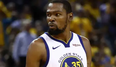 Kevin Durant rejects the opportunity to play alongside Stephen Curry again with the Warriors