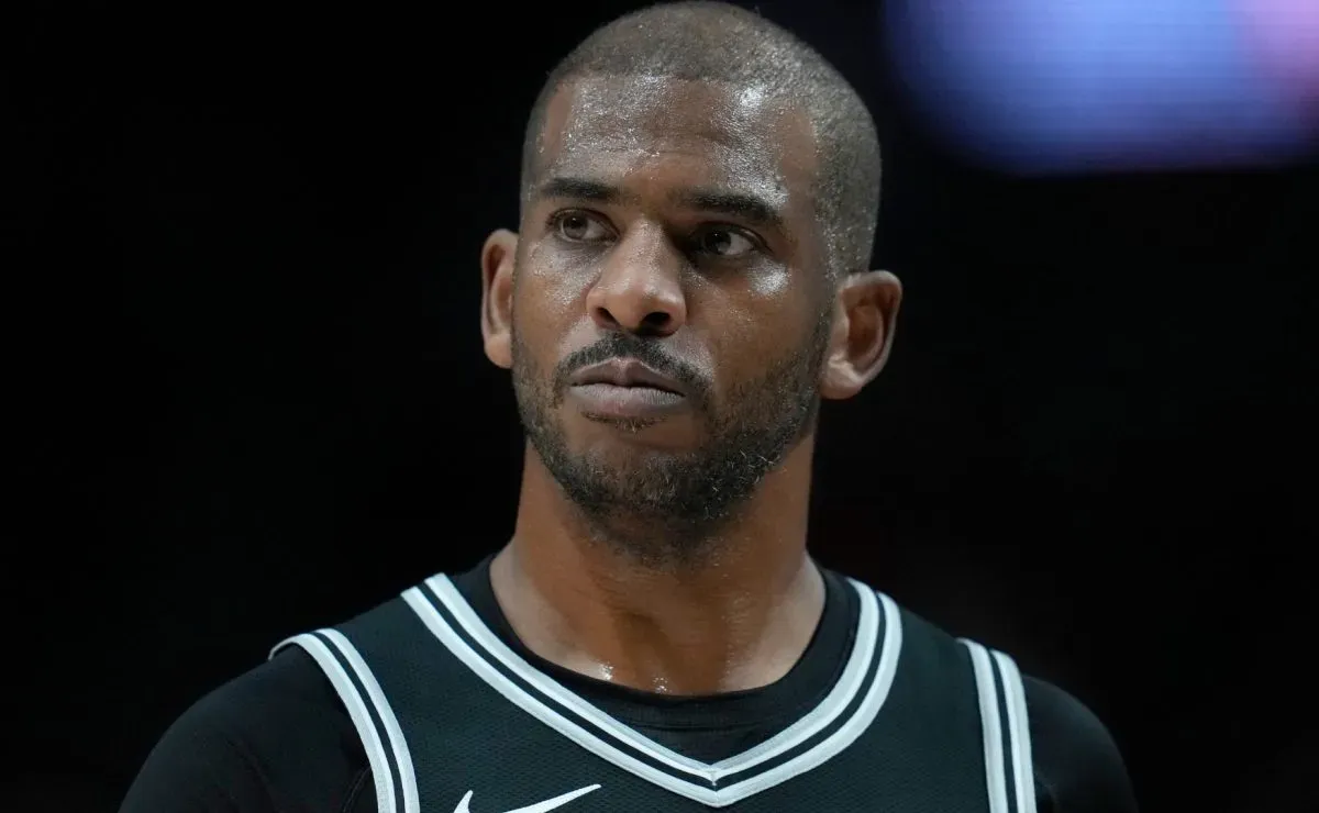 Chris Paul gets emotional while recalling one of his former teams