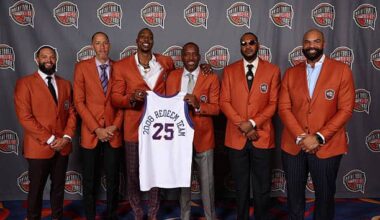 Dwight Howard, Carmelo Anthony & 2025 Class Receive Hall Of Fame Jackets
