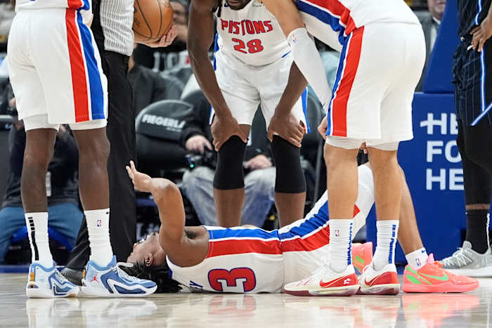 Pistons guard Jaden Ivey sustains leg injury in victory over the Magic