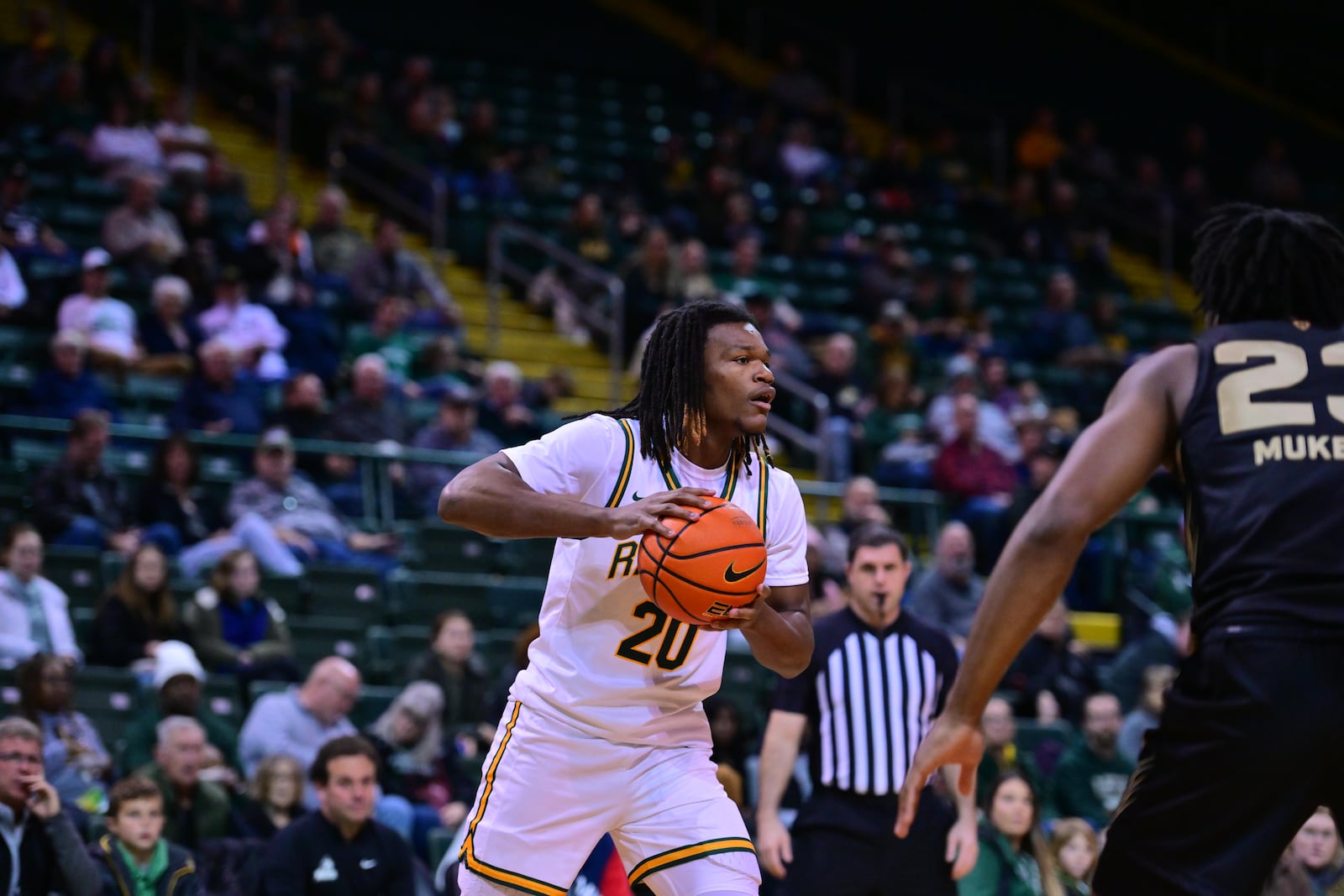 Wright State's Andrea Holden looks to make a pass vs. Oakland at the Nutter Center on Jan. 9, 2025. Joe Craven/Wright State Athletics photo