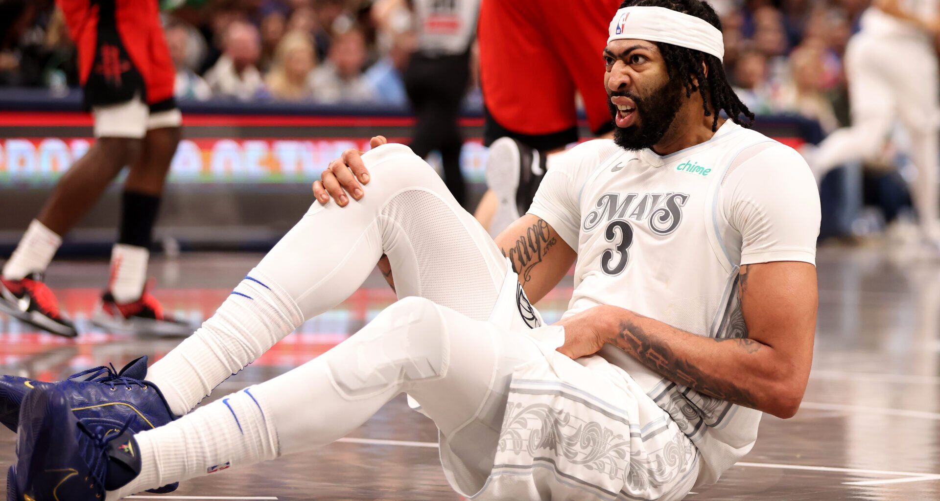 Anthony Davis injury update given, Dallas Mavericks fans should be worried ahead of new season