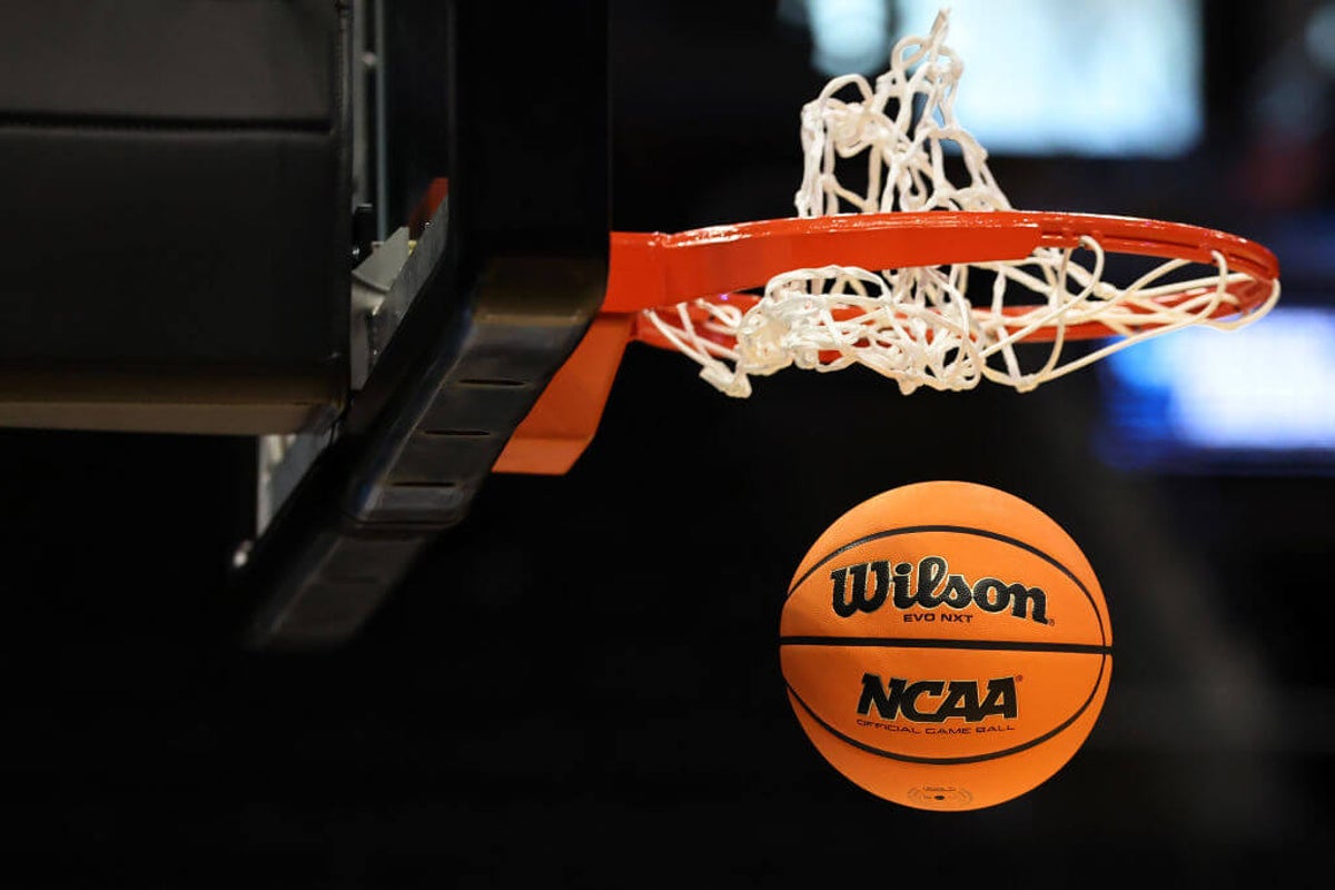 EA Sports backs off plans to make college basketball video game: Memo