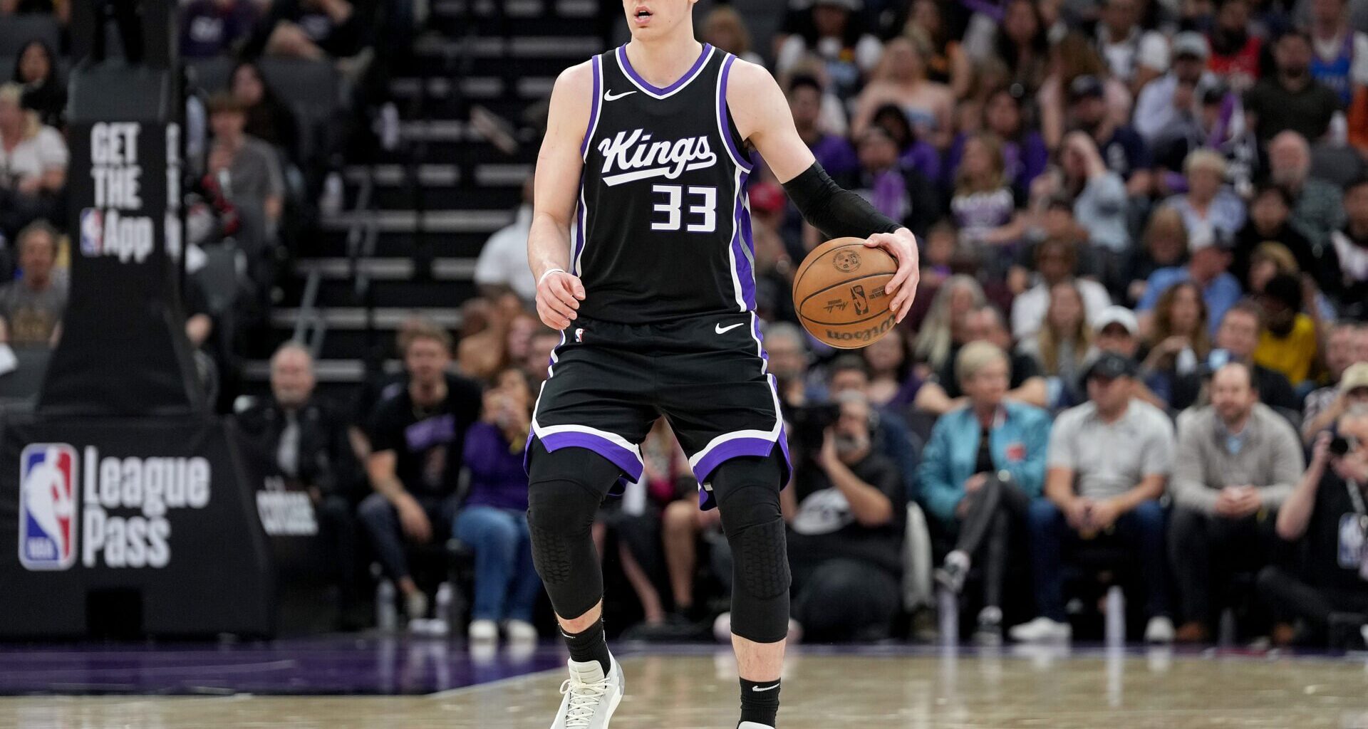 Jake LaRavia says there's one thing that has not changed between LA Lakers and Memphis Grizzlies