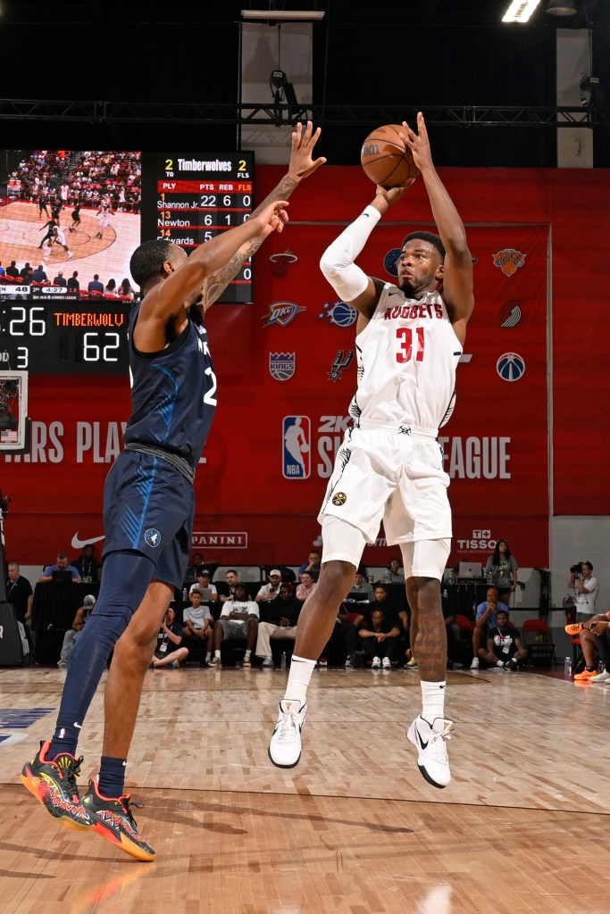 E.J. Lidell (31) shoots for the Nuggets in Summer League on July 12, 2025.